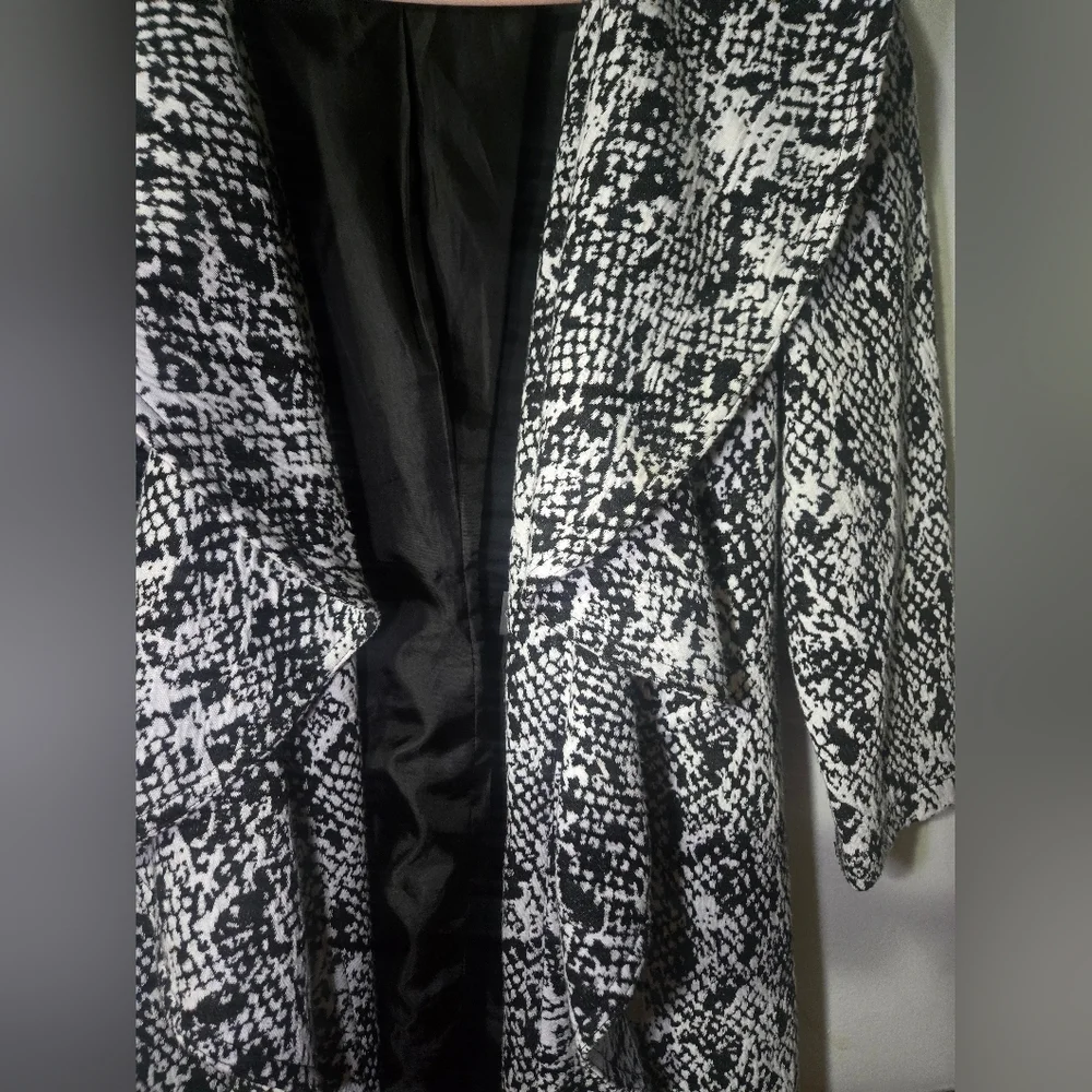 Calvin Klein Cascading Collar 3/4 Sleeves Open Blazer Women's Size 6 - Picture 3 of 7